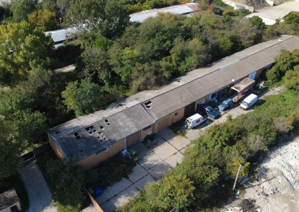 SENEC – NA PREDAJ výrobný a skladový objekt v komerčnej - priemyselnej zóne (časť Horný dvor)