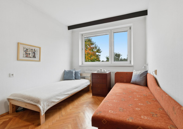 Na predaj 4 izbový rodinný dom v centre obce Tomášov