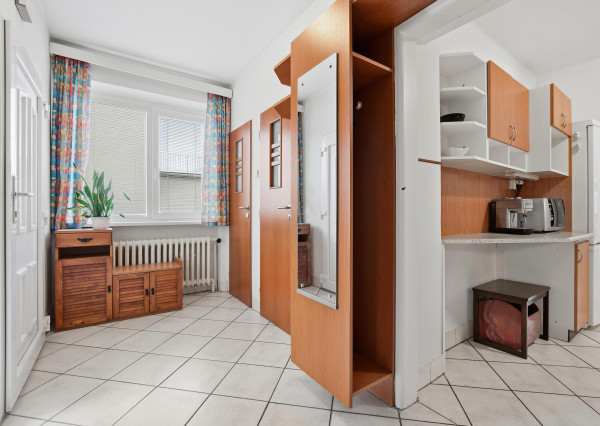 Na predaj 4 izbový rodinný dom v centre obce Tomášov