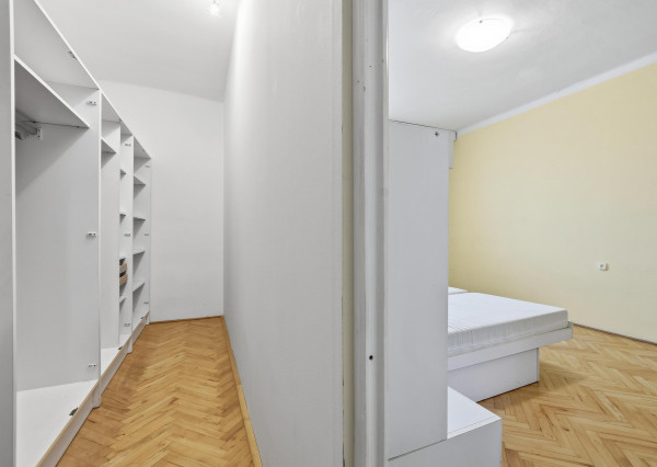 Na predaj 4 izbový rodinný dom v centre obce Tomášov