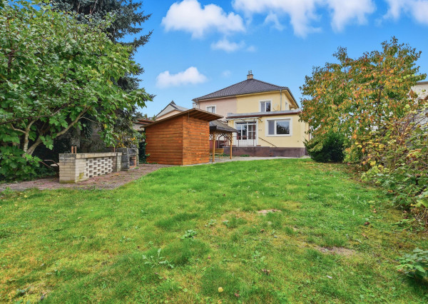 Na predaj 4 izbový rodinný dom v centre obce Tomášov