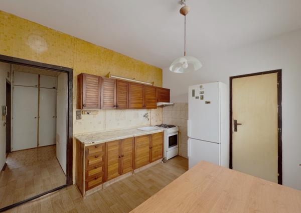 Na predaj 3 izbový byt Vlčince