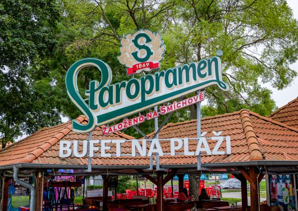 Na PREDAJ: úspešný Bufet na Pláži priamo pri jazere, Senecké jazerá Juh - podnikajte tam, kde iní chodia dovolenkovať