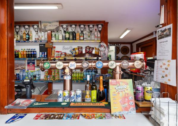 Na PREDAJ: úspešný Bufet na Pláži priamo pri jazere, Senecké jazerá Juh - podnikajte tam, kde iní chodia dovolenkovať