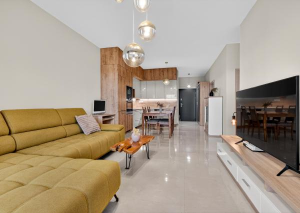 Na predaj 3-izbový byt so záhradkou a vlastným parkovacím miestom