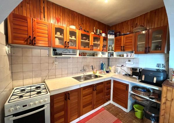 Wealth Group | Exkluzívne ponúka - pekný 4-izbový rodinný dom v Nemšovej, okr. Trenčín