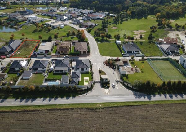 Hrubá Borša, okr. Senec – NA PREDAJ stavebný pozemok vo vyhľadávanom golfovom areáli Green Resort.