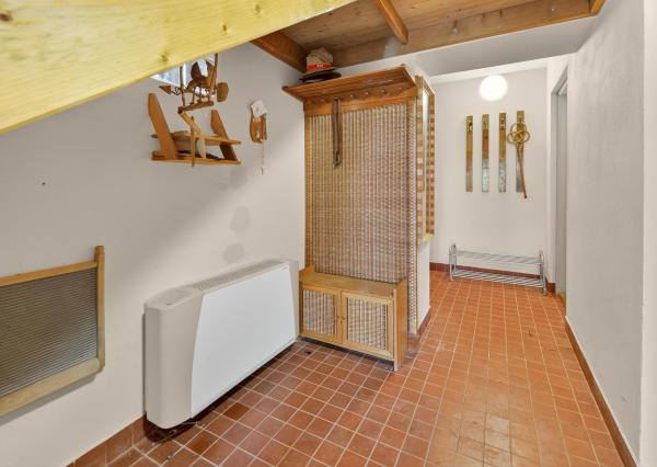 Na predaj priestranná 5-izbová chata s rozľahlým ovocným sadom v krásnej prírode v obci Stará Turá