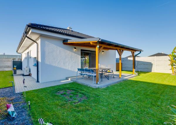 Unikátny 4-izbový Rodinný dom v Topoľnici s tep. čerpadlom✅