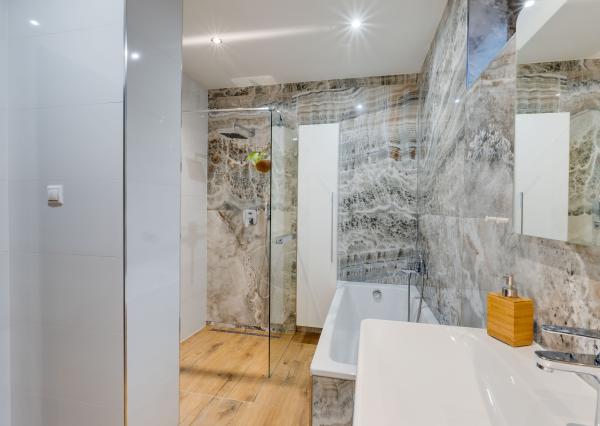 Na predaj: priestranný rodinný dom v obľúbenej lokalite Suchá nad Parnou