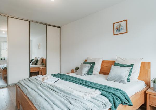 Na predaj kompletne zrekonštruovaný 2-izbový byt - Hliny VII