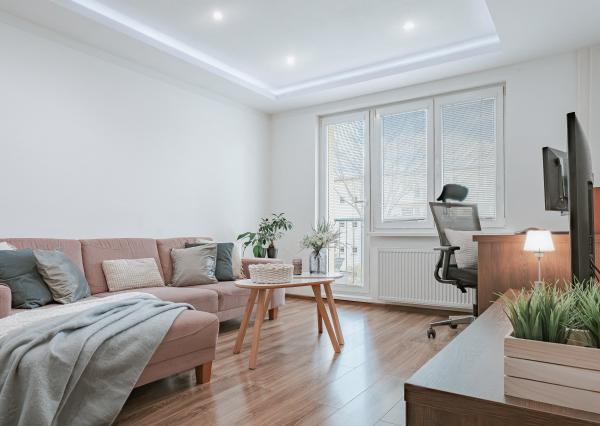 Na predaj kompletne zrekonštruovaný 2-izbový byt - Hliny VII