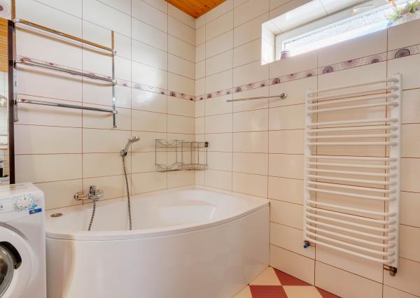 Na predaj 3-izbový rodinný dom vo Vajnoroch