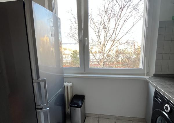 NA PRENÁJOM 1-IZBOVÝ BYT, BRATISLAVA – DÚBRAVKA (36 M²), Hanulova ulica