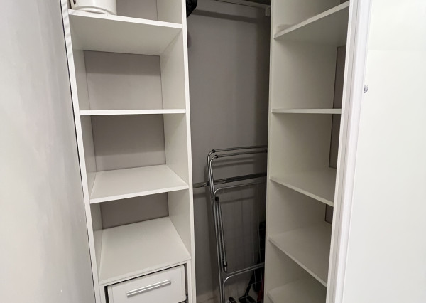 NA PRENÁJOM 1-IZBOVÝ BYT, BRATISLAVA – DÚBRAVKA (36 M²), Hanulova ulica