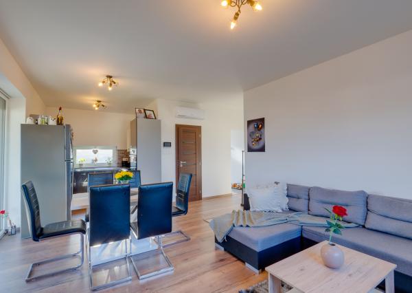 Unikátny 4-izbový Rodinný dom v Topoľnici s tep. čerpadlom✅