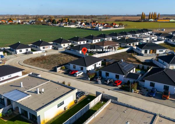 Unikátny 4-izbový Rodinný dom v Topoľnici s tep. čerpadlom✅