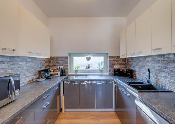 Unikátny 4-izbový Rodinný dom v Topoľnici s tep. čerpadlom✅