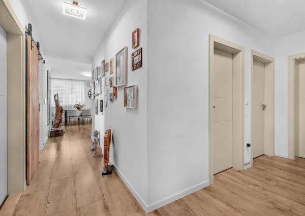 NA PREDAJ unikátny, samostatný 4-iz Rodinný dom priamo v DS