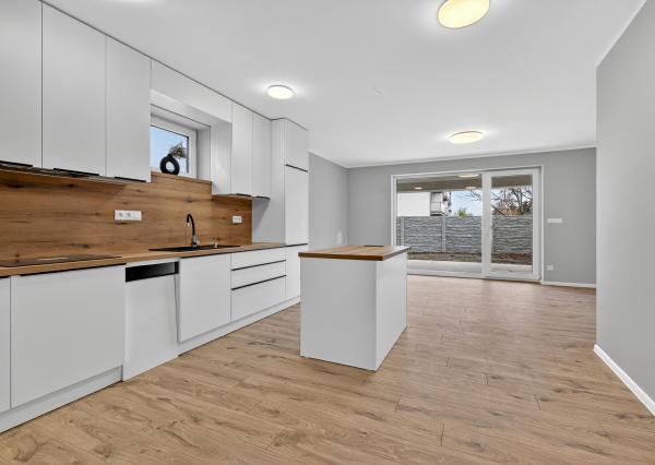 Na predaj 4-izbová novostavba s garážou v obci Veľký Grob