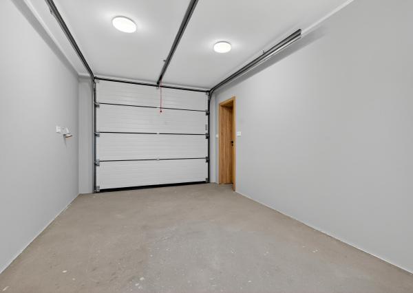 Na predaj 4-izbová novostavba s garážou v obci Veľký Grob