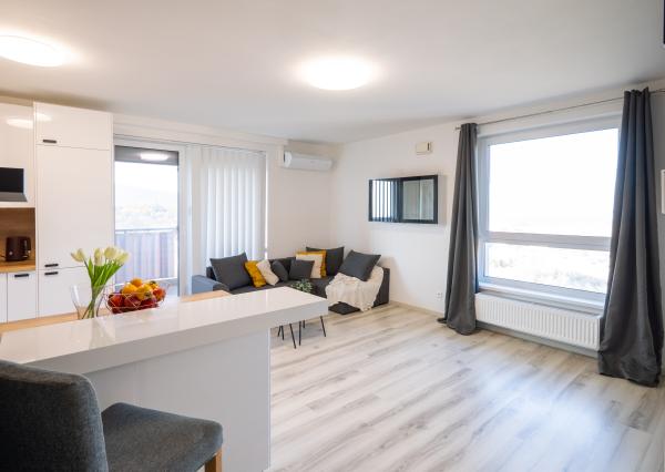 Na PREDAJ moderný 3-izbový byt s balkónom (87,56 m2) a dvoma garážovými státiami v novostavbe TAMMI, Bratislava Dúbravka