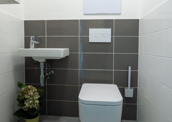 Na PREDAJ moderný 3-izbový byt s balkónom (87,56 m2) a dvoma garážovými státiami v novostavbe TAMMI, Bratislava Dúbravka