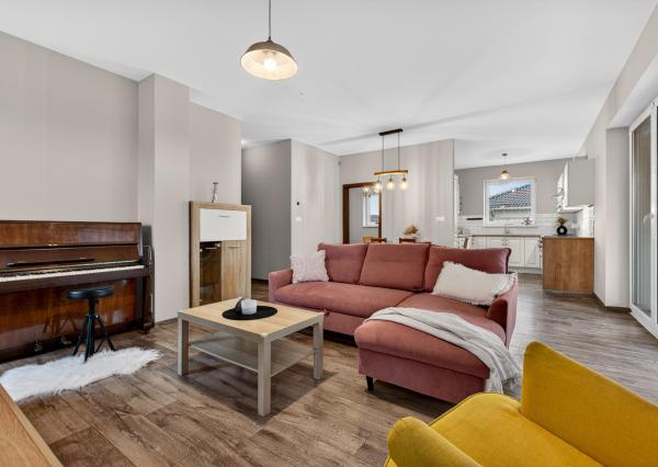 Samostatne stojaci 4-izbový rodinnný dom - ihneď voľný