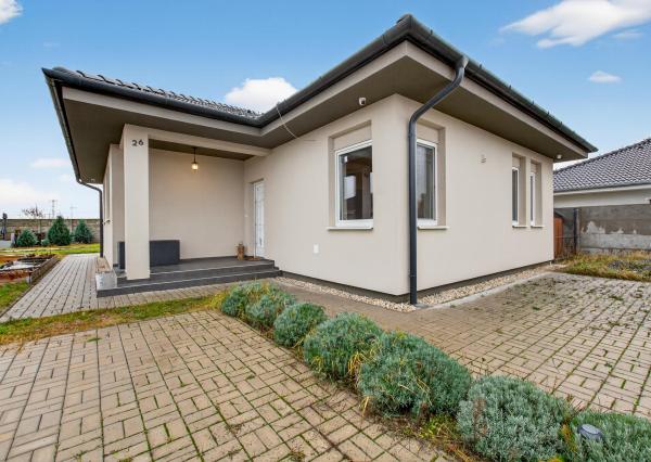 Samostatne stojaci 4-izbový rodinnný dom - ihneď voľný