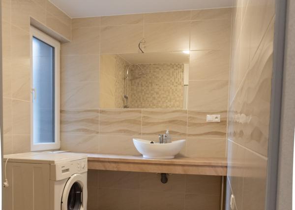 Predaj modernej polyfunkčnej haly s administratívnou budovou, v atraktívnej priemyselnej zóne Bratislava IV – Lamač