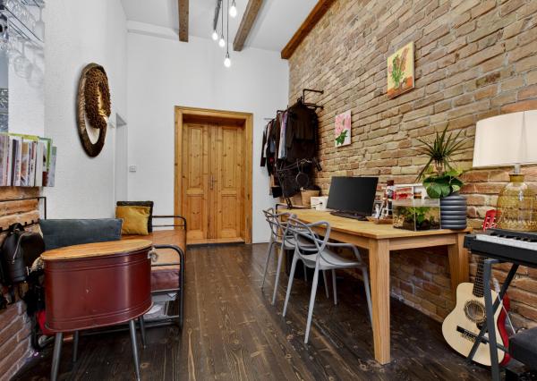 Štýlový 1-izbový byt s terasou BA-Staré mesto