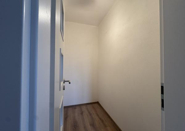 Na predaj moderný 4-izbový bungalov v obci Príbovce - hneď k nasťahovaniu