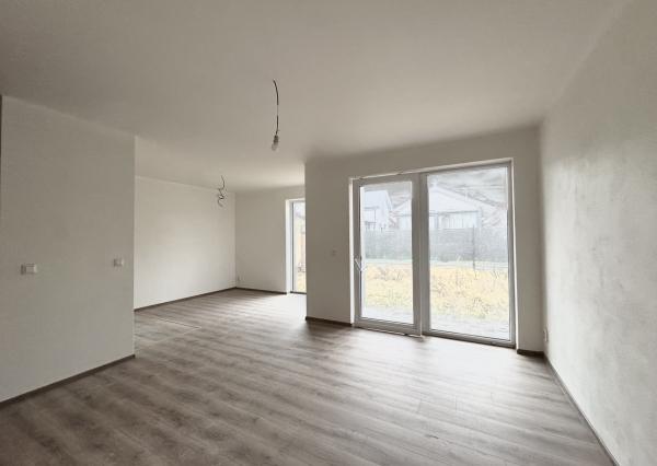 Na predaj moderný 4-izbový bungalov v obci Príbovce - hneď k nasťahovaniu