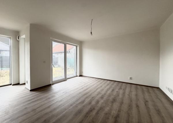 Na predaj moderný 4-izbový bungalov v obci Príbovce - hneď k nasťahovaniu