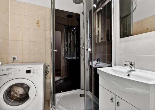 2-izbový byt 54 m² s výťahom, lokalita Petržalka