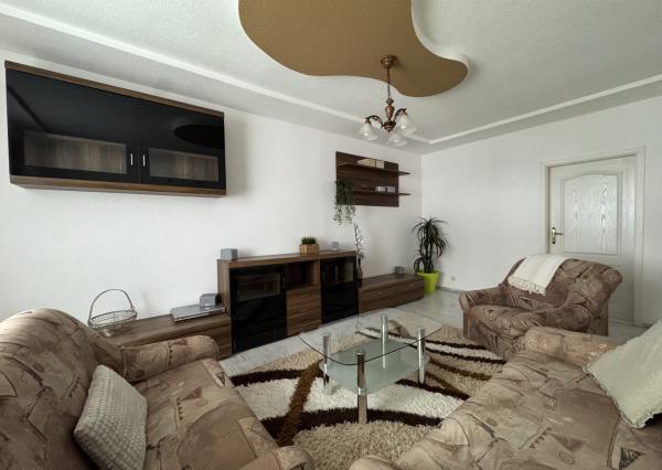 Na prenájom 4-izbový zariadený byt s balkónom v KNM