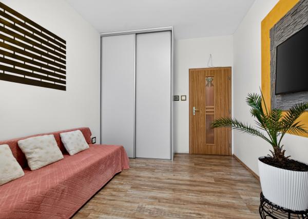 NA PREDAJ zariadený 3iz byt s veľkorysou záhradou a terasou✅