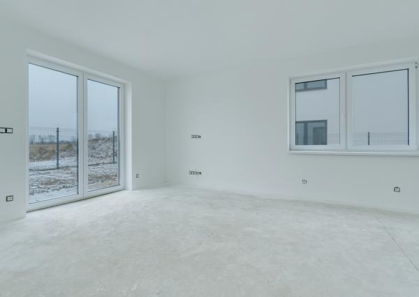 Veľkometrážny 2-izbový byt v novostavbe so záhradkou na predaj, Cífer-Pác