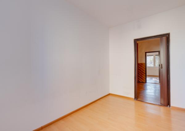 SENEC – NA PREDAJ 3 izbový byt v priamom centre mesta