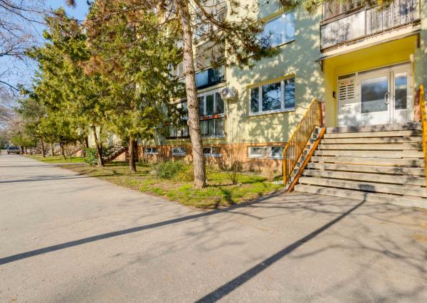 SENEC – NA PREDAJ 3 izbový byt v priamom centre mesta