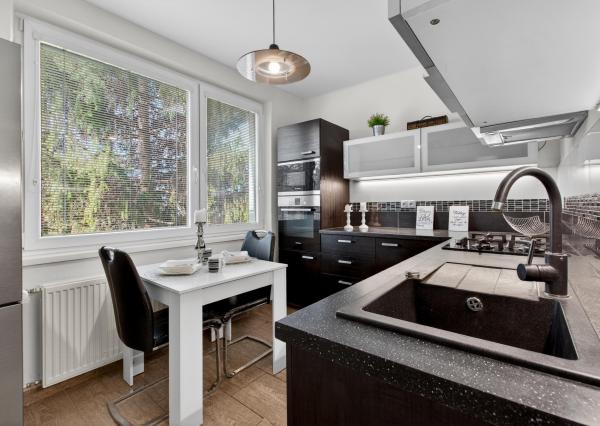 Bernolákovo, okr. SC - NA PREDAJ - plnohodnotný 2-izbový byt kúsok od priameho centra