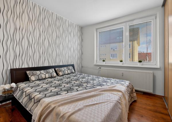 Bernolákovo, okr. SC - NA PREDAJ - plnohodnotný 2-izbový byt kúsok od priameho centra