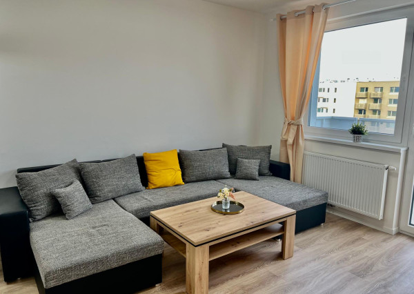 Na prenájom  2 izbový byt v Novostavbe Ovocné Sady s parkovaním