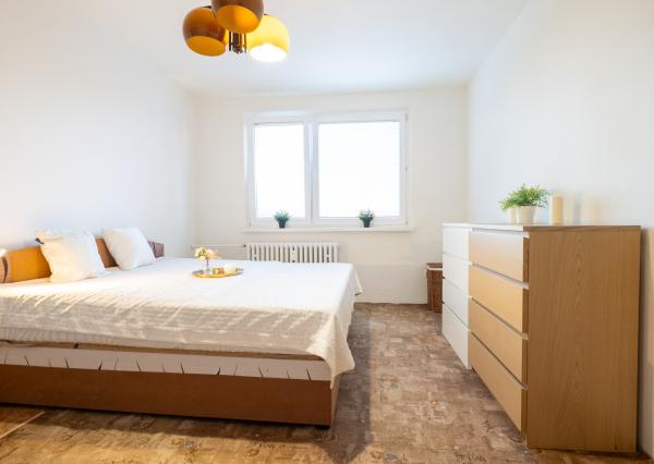 Na predaj 2 izbový byt v Petržalke