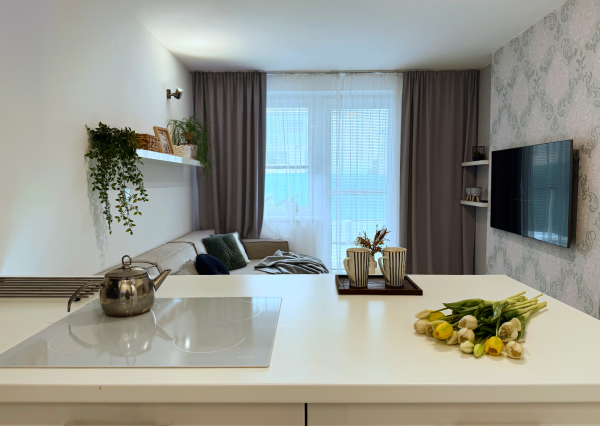 Nový Martin – 3-izbový byt s terasou, predzáhradkou a parkovaním v cene