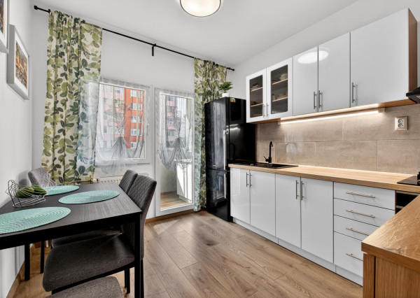 Na predaj 4-izbový byt na jednej z najlepších adries v Petržalke