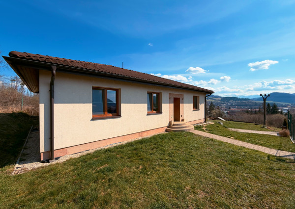 Na predaj 4-izbový bungalov v Kysuckom Novom Meste