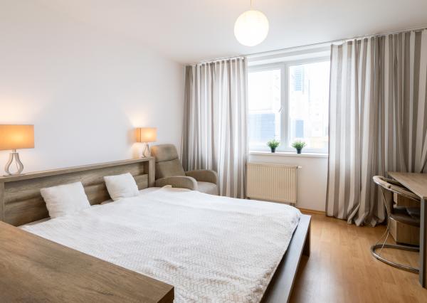 Na predaj velký 2 itbový byt v Bratislave -Petržalke , ul.Budatinska