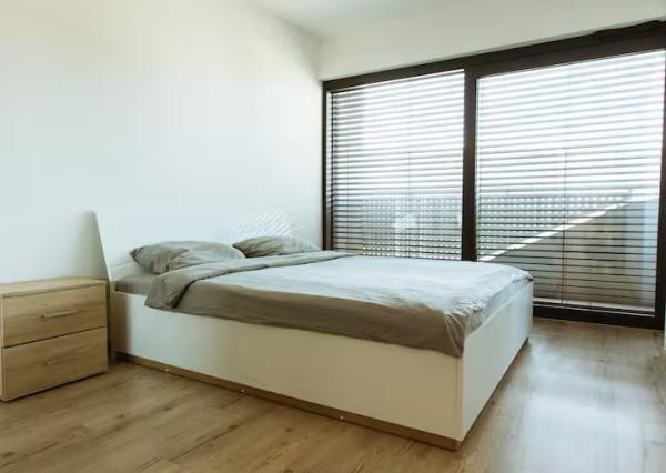 Na prenájom velký 2 izbový byt v proekte-TEHELNE POLE