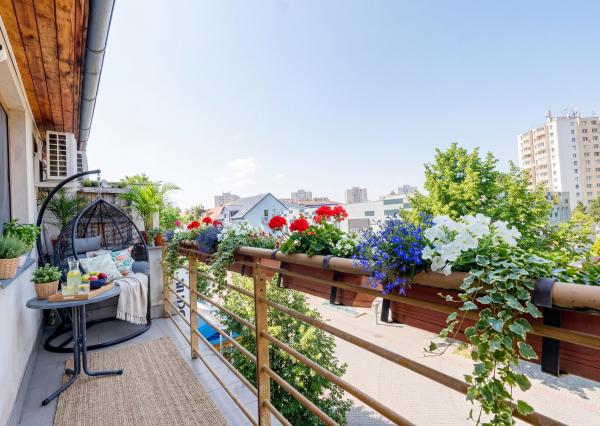 SENEC – NA PREDAJ EXKLUZÍVNY 3 + 1 PODKROVNÝ  BYT  – JEDINEČNÝ PRIESTOR NA PEŠEJ ZÓNE.